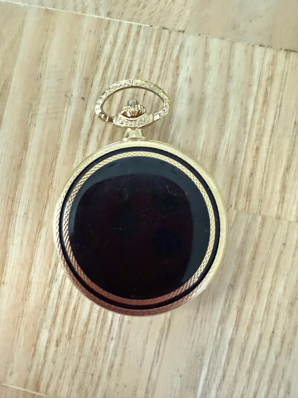 Majesti gold tone black pocket watch NEW BATTERY